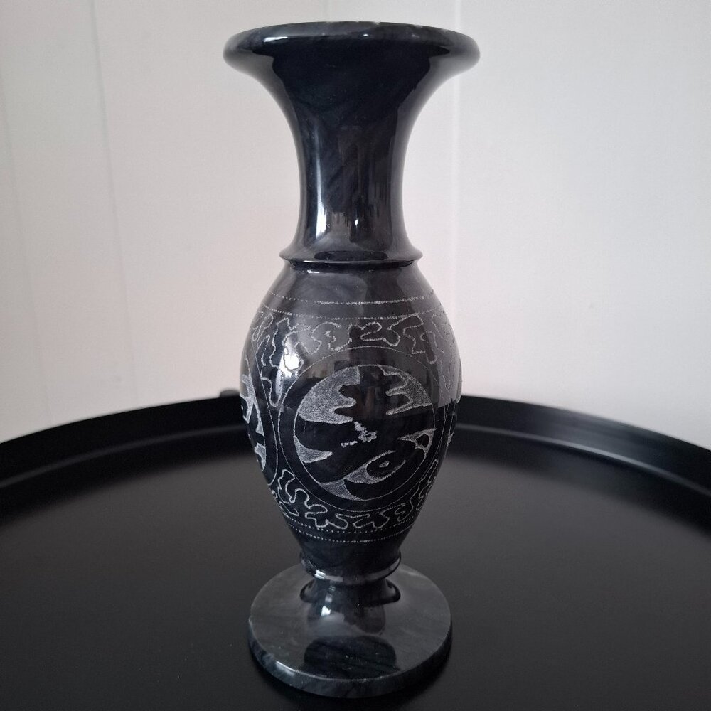 Black marble Chinese vase